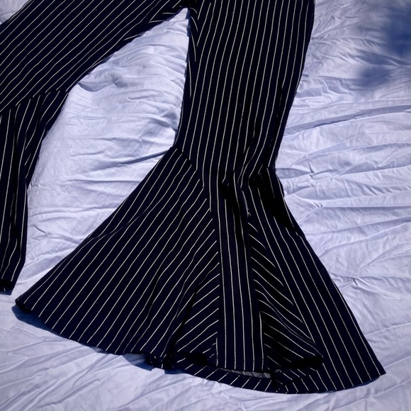 Free People Mari Ponte black pinstripe hi waist crop ruffle bellbottoms size 0 - Picture 12 of 14
